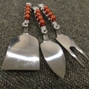 Beaded  hors d’oeuvre set of 3 appetizer serving pieces